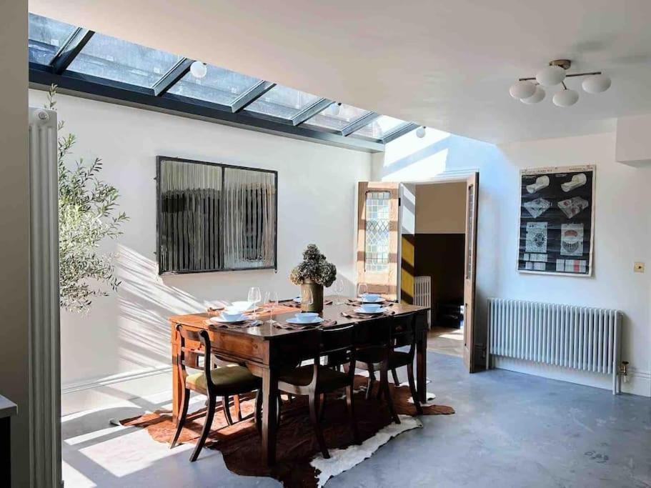 צ'סטר Luxury City Centre Townhouse - Sleeps 6 מראה חיצוני תמונה